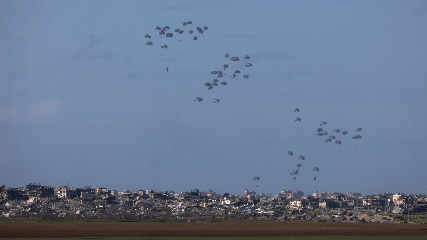 Gaza Receives First Food Shipments After Israel Eases Restrictions Gaza Receives First Food Shipments After Israel Eases Restrictions