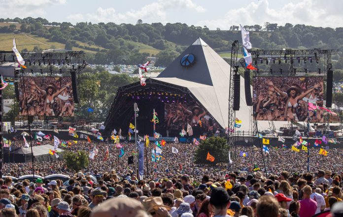 Glastonbury Festival 2024: Clashing Stage Times Leave Fans Furious Glastonbury Festival 2024: Clashing Stage Times Leave Fans Furious