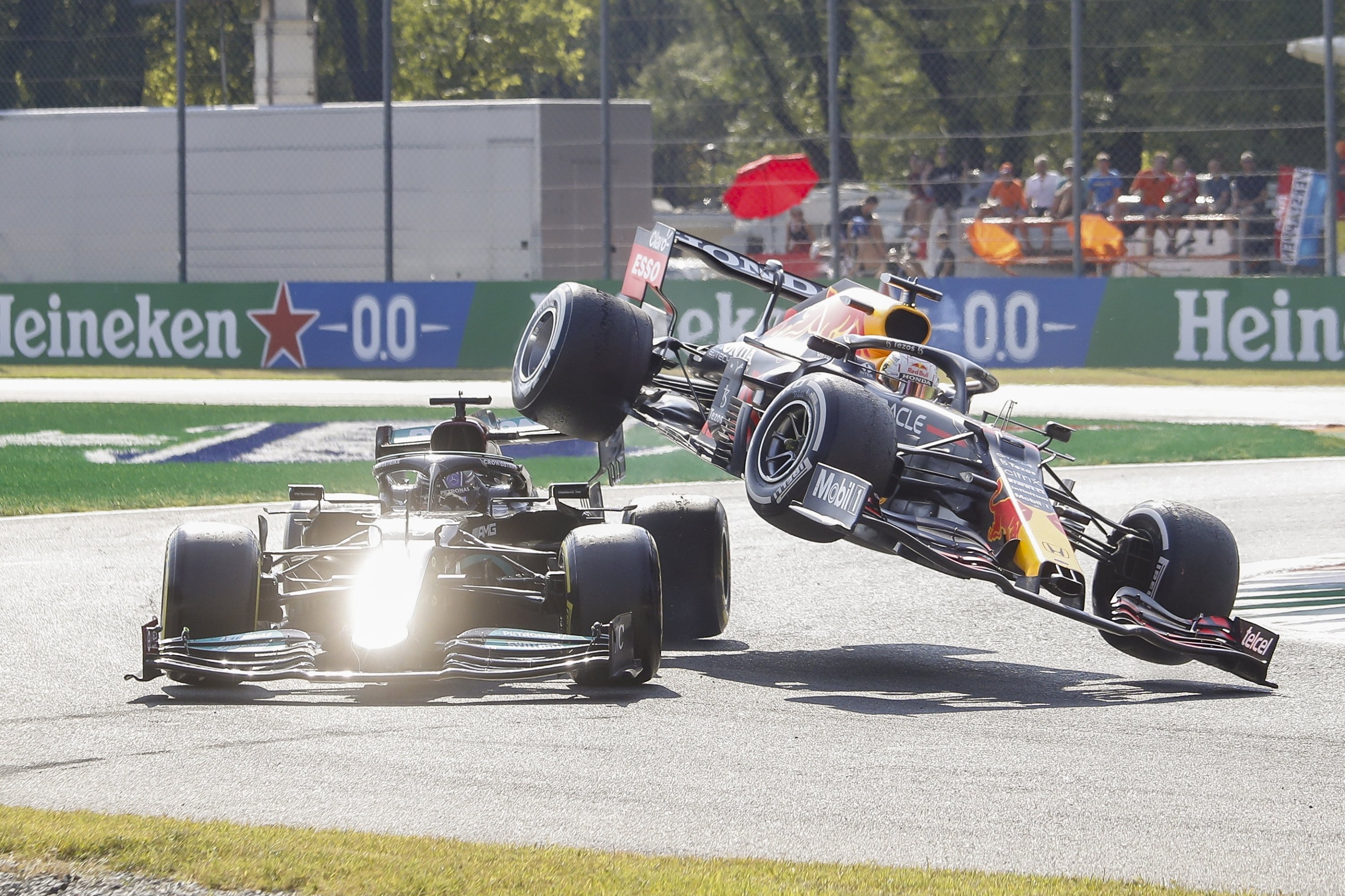 Hamilton-Leclerc Collision: Early Chinese GP Drama For Ferrari Hamilton-Leclerc Collision: Early Chinese GP Drama For Ferrari