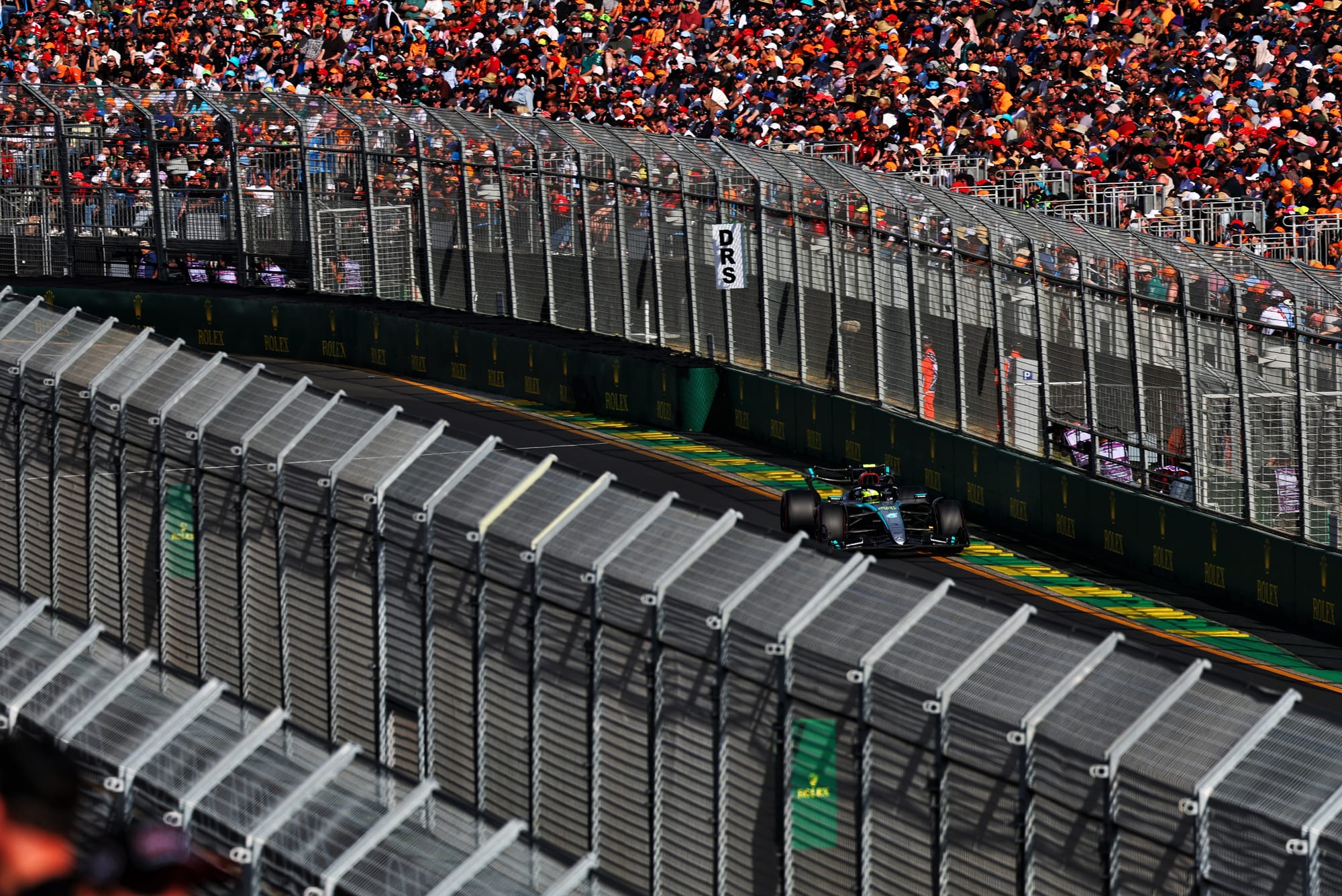 Hamilton Update Sparks Mercedes Investigation In F1 Hamilton Update Sparks Mercedes Investigation In F1