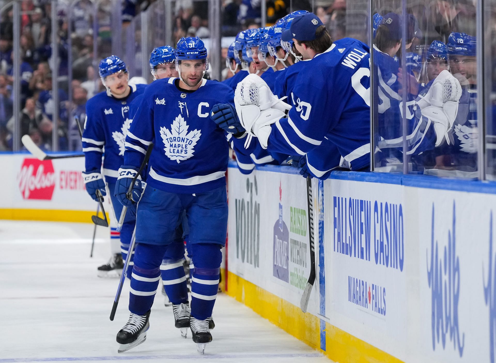 Hard-Fought Win: Maple Leafs Beat Avalanche 2-1 Hard-Fought Win: Maple Leafs Beat Avalanche 2-1