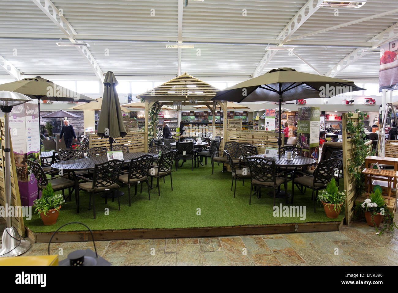 Hayes Garden World: £300 Stolen, Ambleside Couple In Custody Hayes Garden World: £300 Stolen, Ambleside Couple In Custody