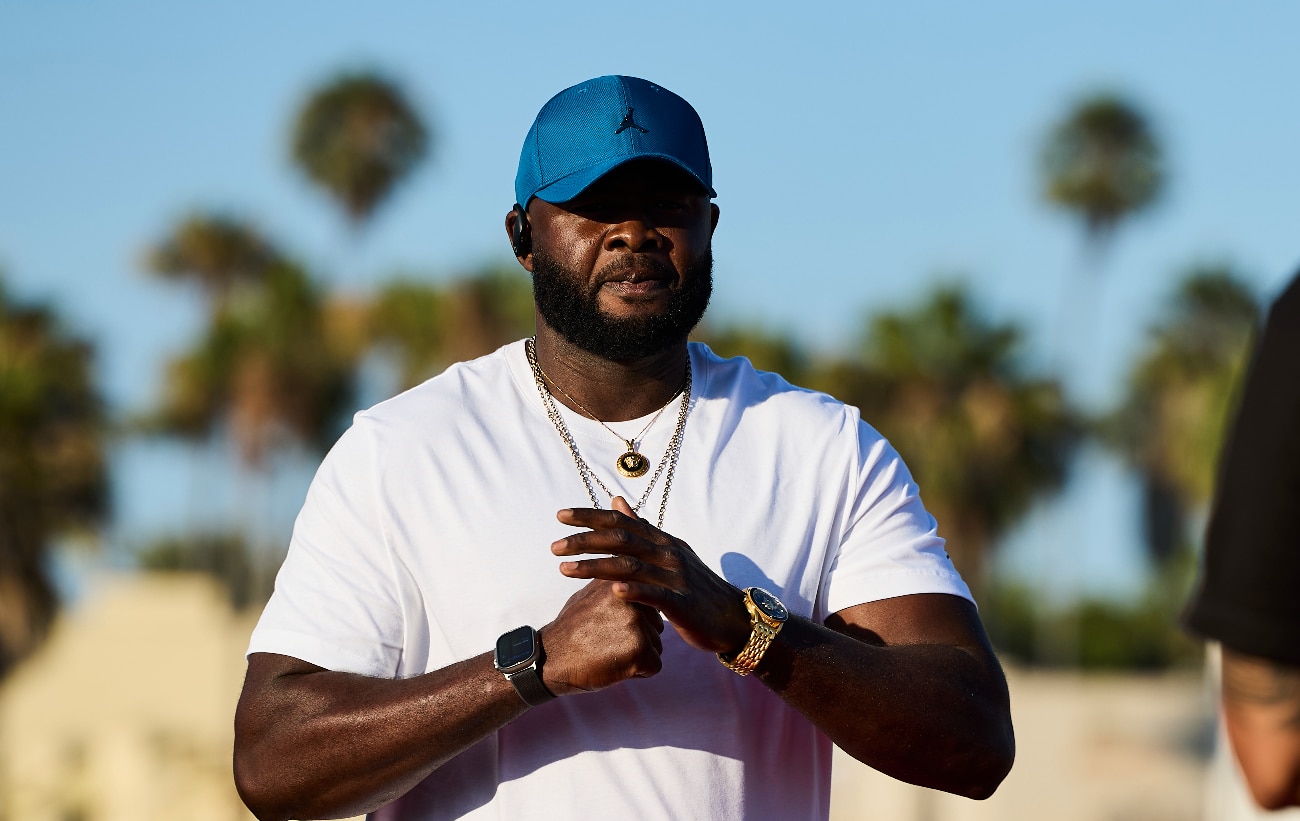 Heavyweight Clash: Bakole Seeks Upset Victory Over Parker Heavyweight Clash: Bakole Seeks Upset Victory Over Parker