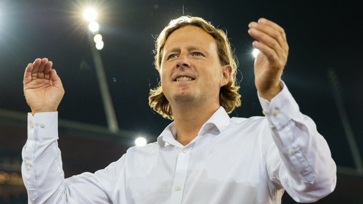 Henriksen's Mainz Path: A Klopp-Tuchel Comparison Henriksen's Mainz Path: A Klopp-Tuchel Comparison