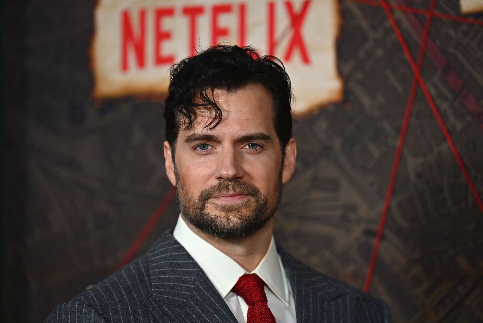 Henry Cavill's Favorite Fantasy Show: A Witcher Comparison Henry Cavill's Favorite Fantasy Show: A Witcher Comparison