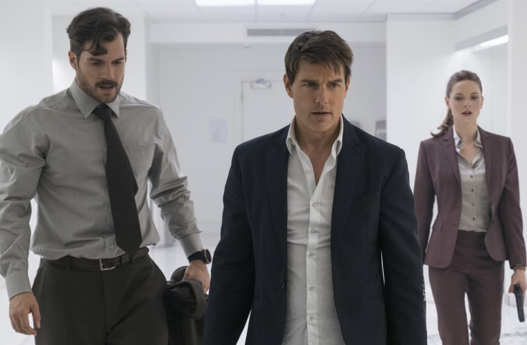 Henry Cavill's Mid-Scene Beard: Tom Cruise Explains The Fallout Truth Henry Cavill's Mid-Scene Beard: Tom Cruise Explains The Fallout Truth