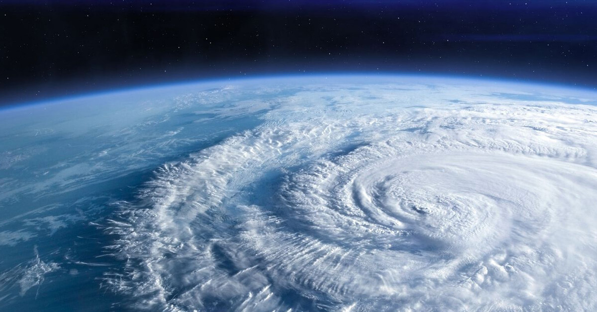 High Winds And Fast Storms: A Guide To Safety And Preparedness High Winds And Fast Storms: A Guide To Safety And Preparedness