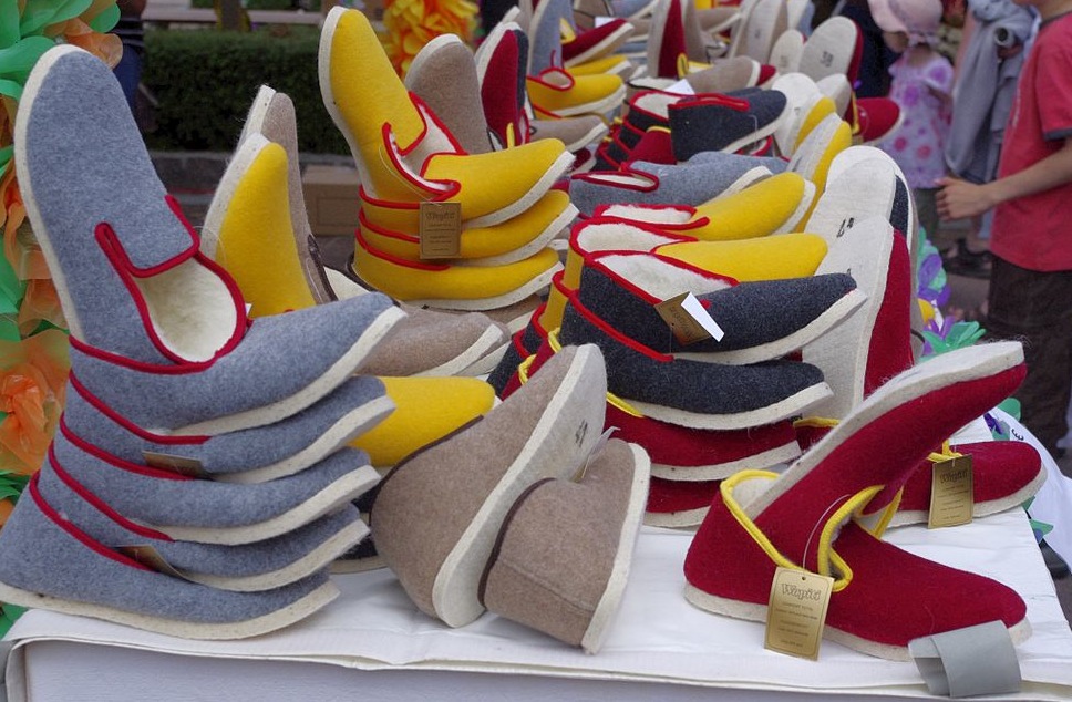 Histoire Des Chaussures La Charentaise À Saint-Brieuc Histoire Des Chaussures La Charentaise À Saint-Brieuc