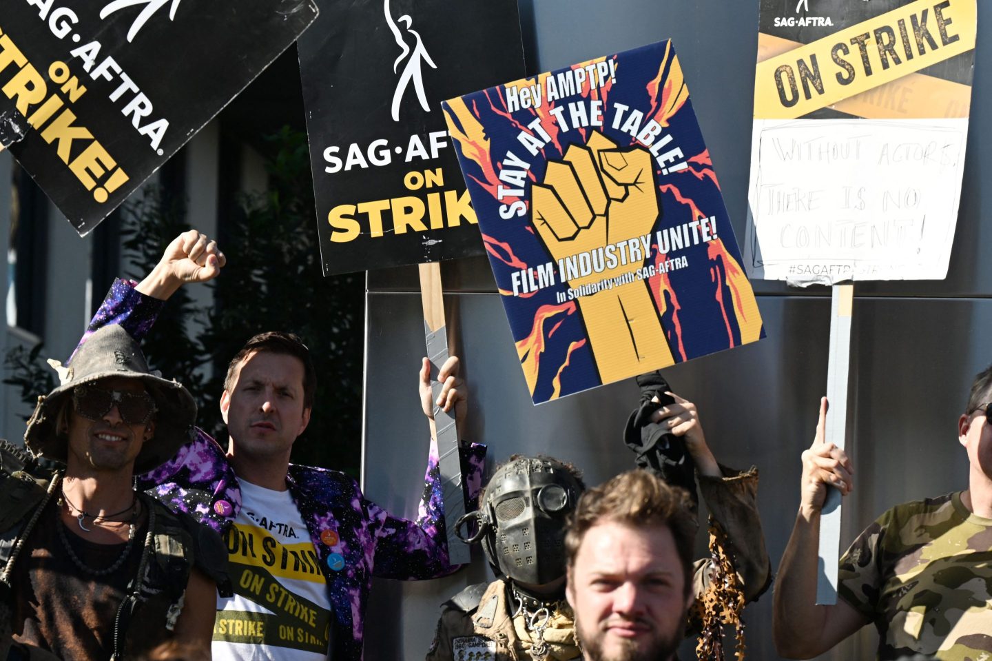 Hollywood Production Halts Amidst Joint Actors And Writers Strike Hollywood Production Halts Amidst Joint Actors And Writers Strike