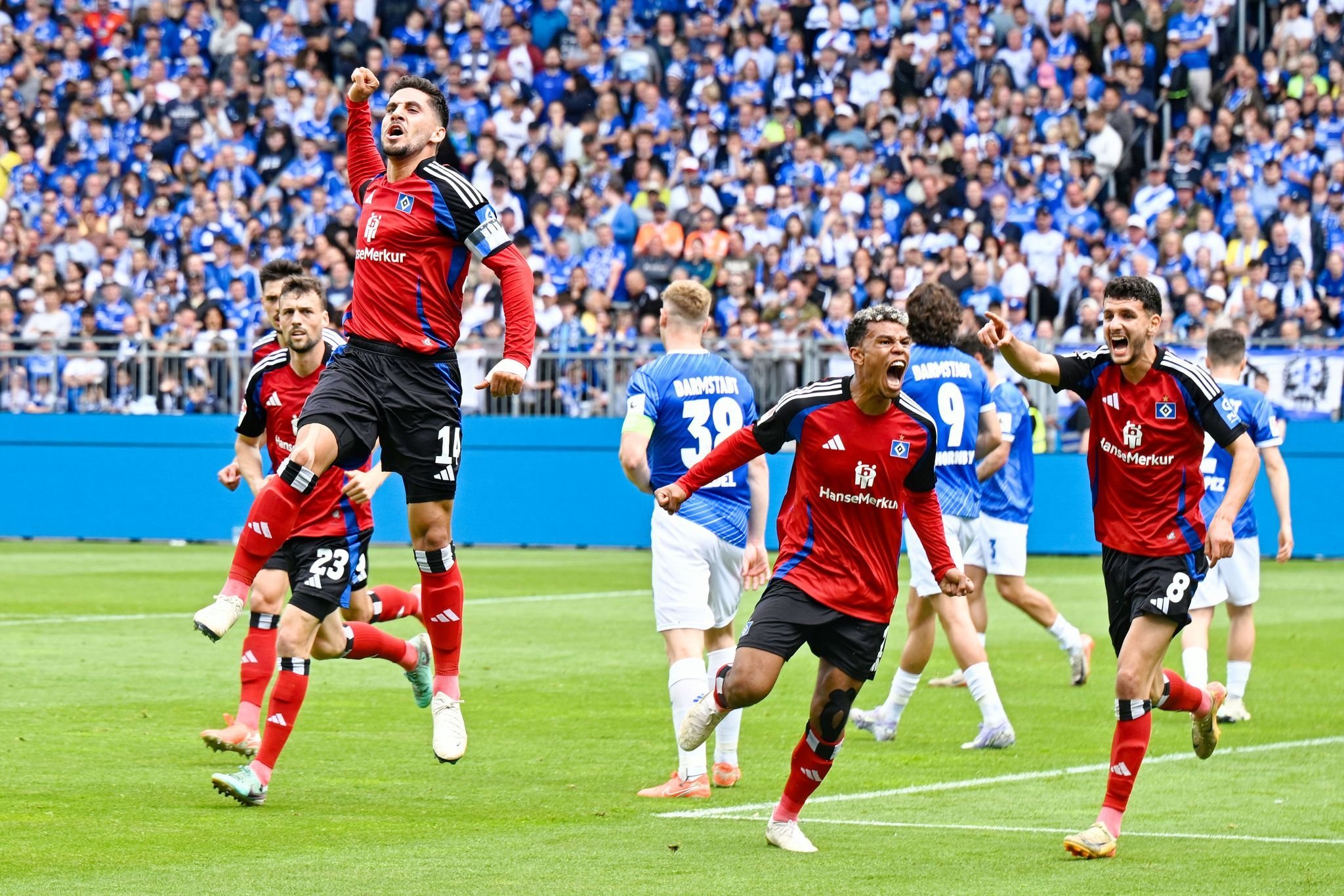 HSV Rückkehr In Die Bundesliga: Sieben Jahre Kampf, Ein Großer Triumph HSV Rückkehr In Die Bundesliga: Sieben Jahre Kampf, Ein Großer Triumph