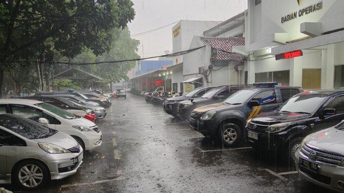 Hujan Petir Menerjang Jawa Timur? Simak Prakiraan Cuaca 29 Maret 2024 Hujan Petir Menerjang Jawa Timur? Simak Prakiraan Cuaca 29 Maret 2024