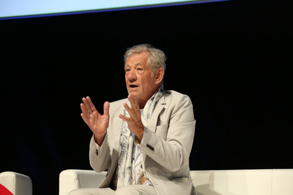 Ian McKellen Speaks Out Against Young Actors Hiding Their Sexuality Ian McKellen Speaks Out Against Young Actors Hiding Their Sexuality