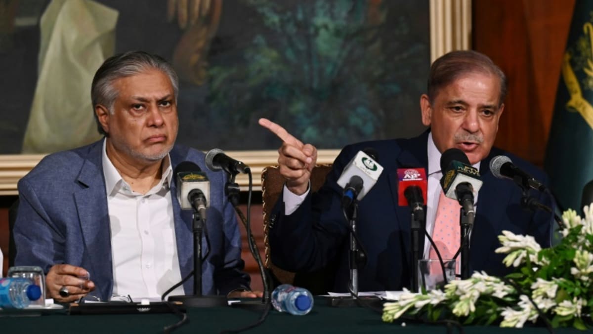 IMF To Review Pakistan's $1.3 Billion Package Amidst India Tensions IMF To Review Pakistan's $1.3 Billion Package Amidst India Tensions