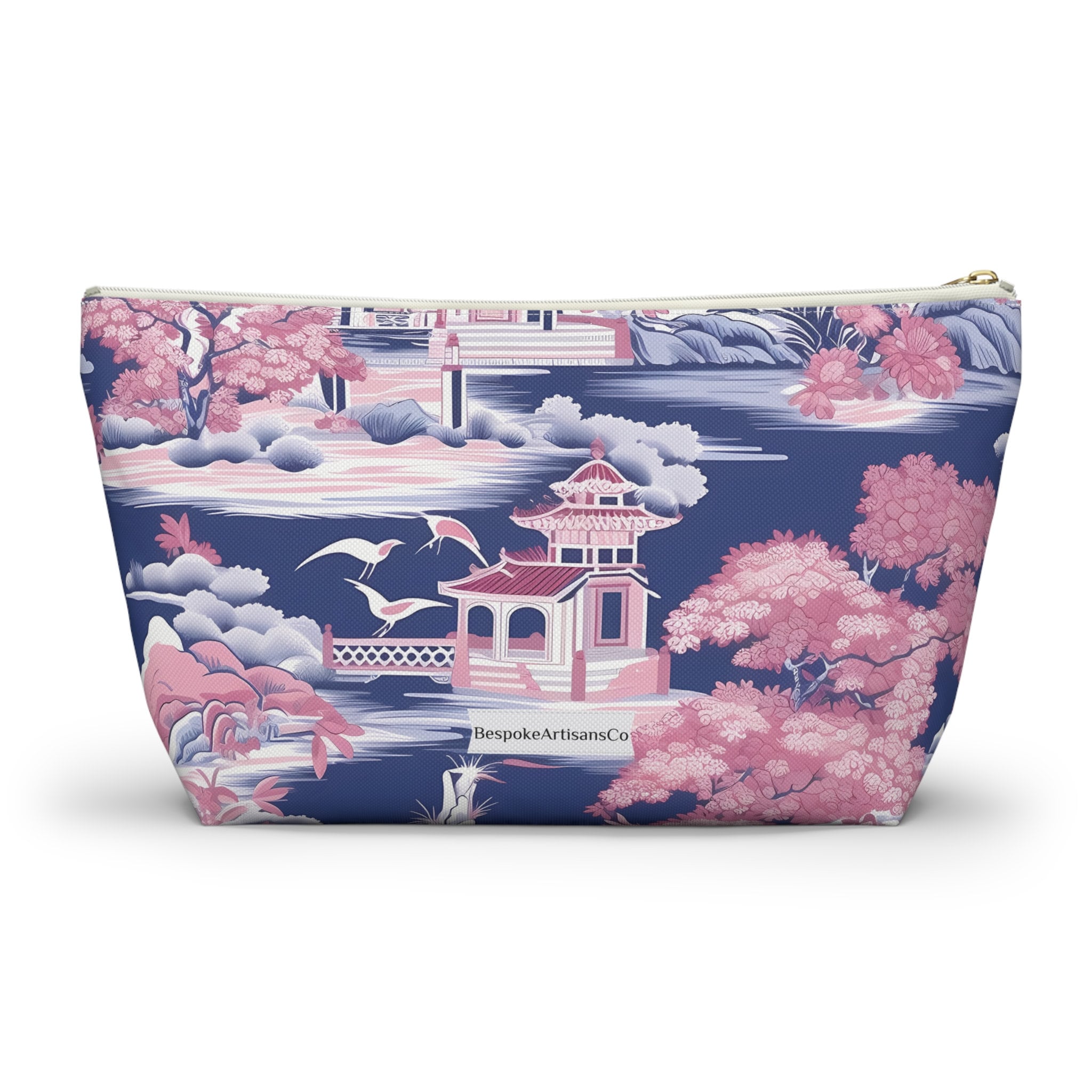 In Praise Of A Special Little Bag: A Celebration Of Practicality And Style In Praise Of A Special Little Bag: A Celebration Of Practicality And Style