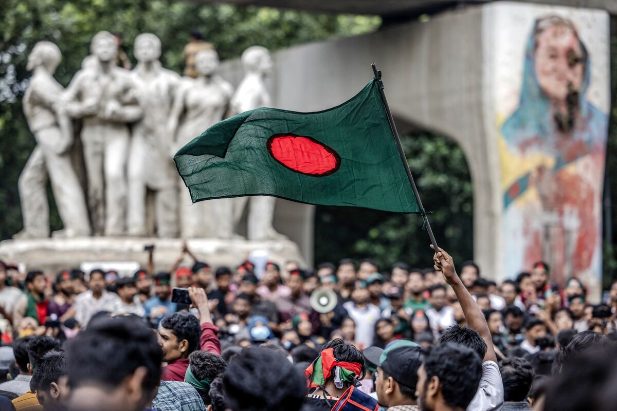 India Curbs Some Bangladesh Imports Amid Strained Relations India Curbs Some Bangladesh Imports Amid Strained Relations
