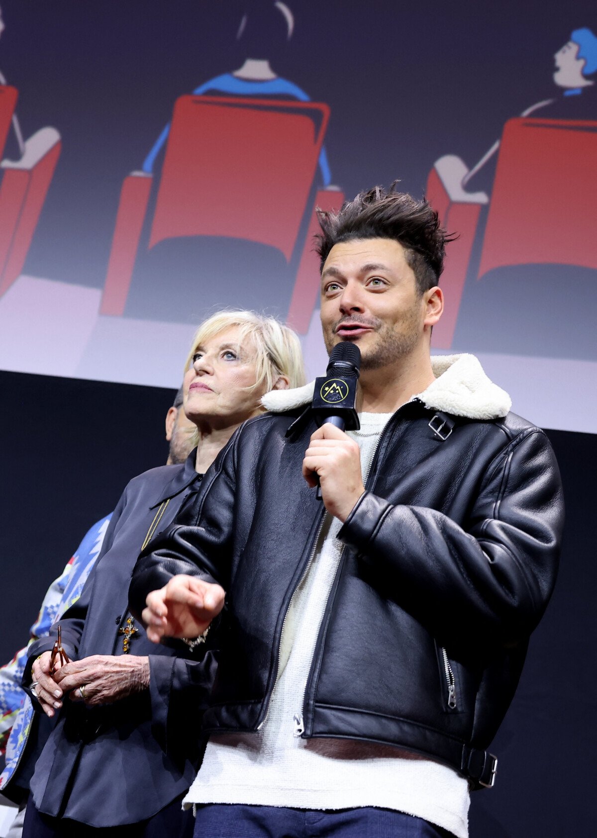 Inès Reg Et Chantal Ladesou : Une Nouvelle Polémique Enflamme La Toile Inès Reg Et Chantal Ladesou : Une Nouvelle Polémique Enflamme La Toile
