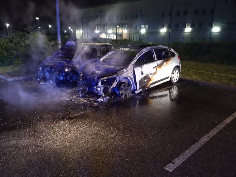 Isère : Les Attaques Contre Les Prisons Et La Réponse Politique Du Gouvernement Isère : Les Attaques Contre Les Prisons Et La Réponse Politique Du Gouvernement
