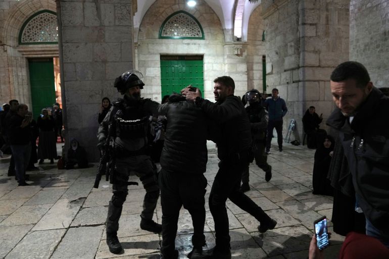 Israeli Embassies Worldwide See Increased Security Following Blood Libel Accusations Israeli Embassies Worldwide See Increased Security Following Blood Libel Accusations
