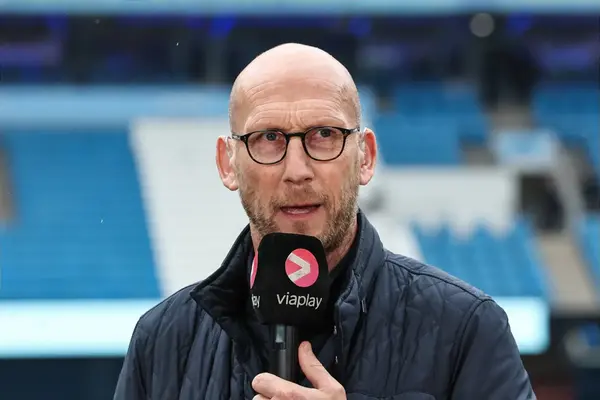 Jaap Stam Criticises Man United's Costly Gamble Under Ten Hag Jaap Stam Criticises Man United's Costly Gamble Under Ten Hag