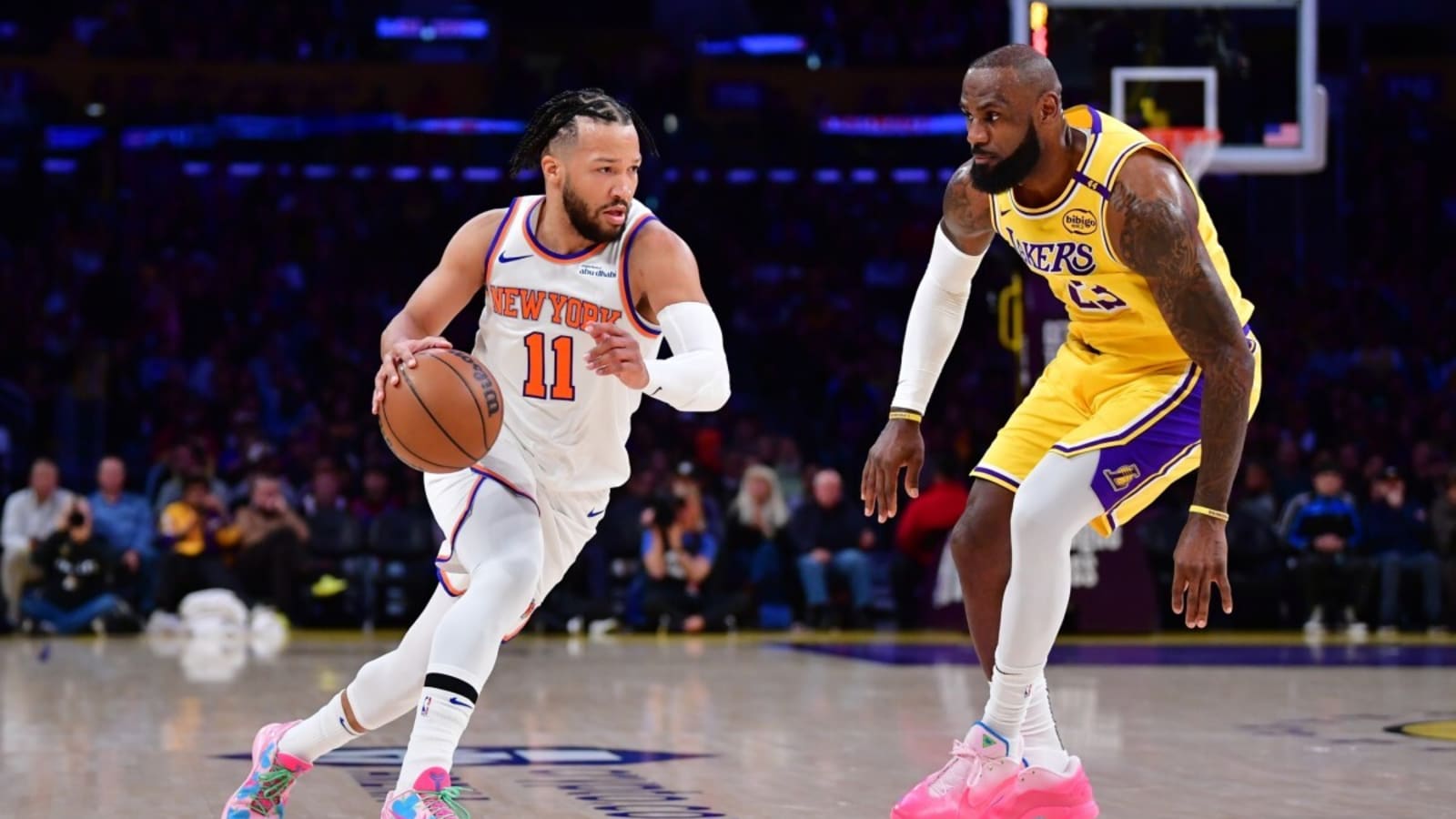 Jalen Brunson's Ankle Injury: Knicks-Lakers Game Ends In Overtime Jalen Brunson's Ankle Injury: Knicks-Lakers Game Ends In Overtime