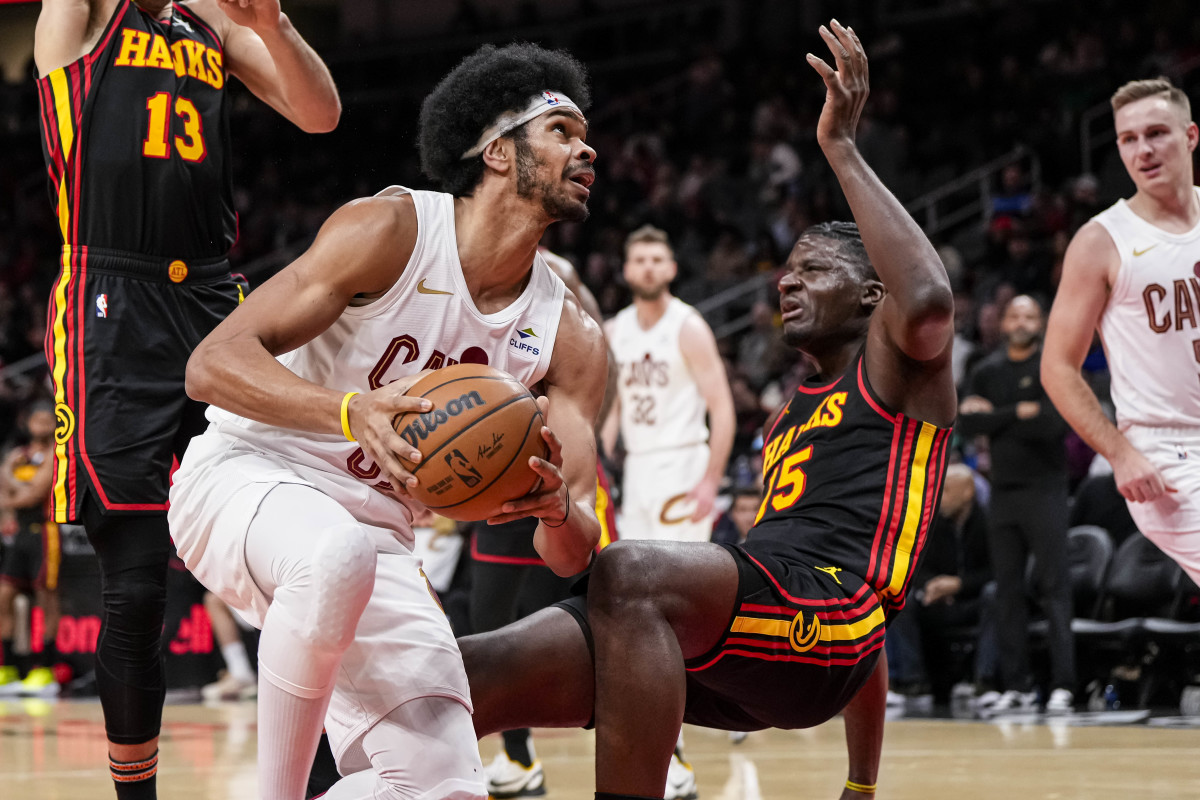 Jarrett Allen's LeBron-Style Dunk: Cavs Defeat Knicks