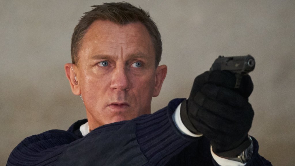 Jeff Bezos Asks: Who's The Next James Bond? The Unexpected Fan Favorite Jeff Bezos Asks: Who's The Next James Bond? The Unexpected Fan Favorite