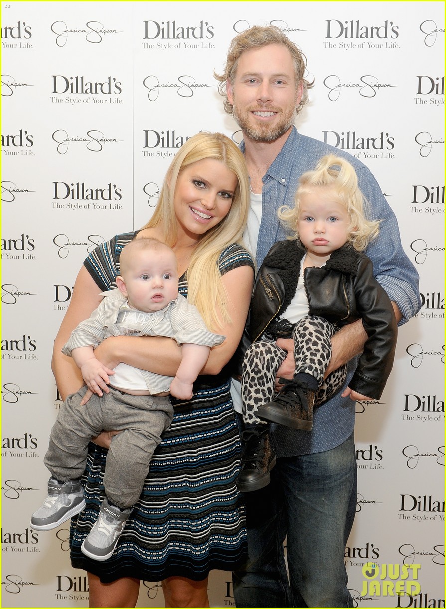 Jessica Simpson And Eric Johnson's Post-Split Hangouts: What We Know Jessica Simpson And Eric Johnson's Post-Split Hangouts: What We Know