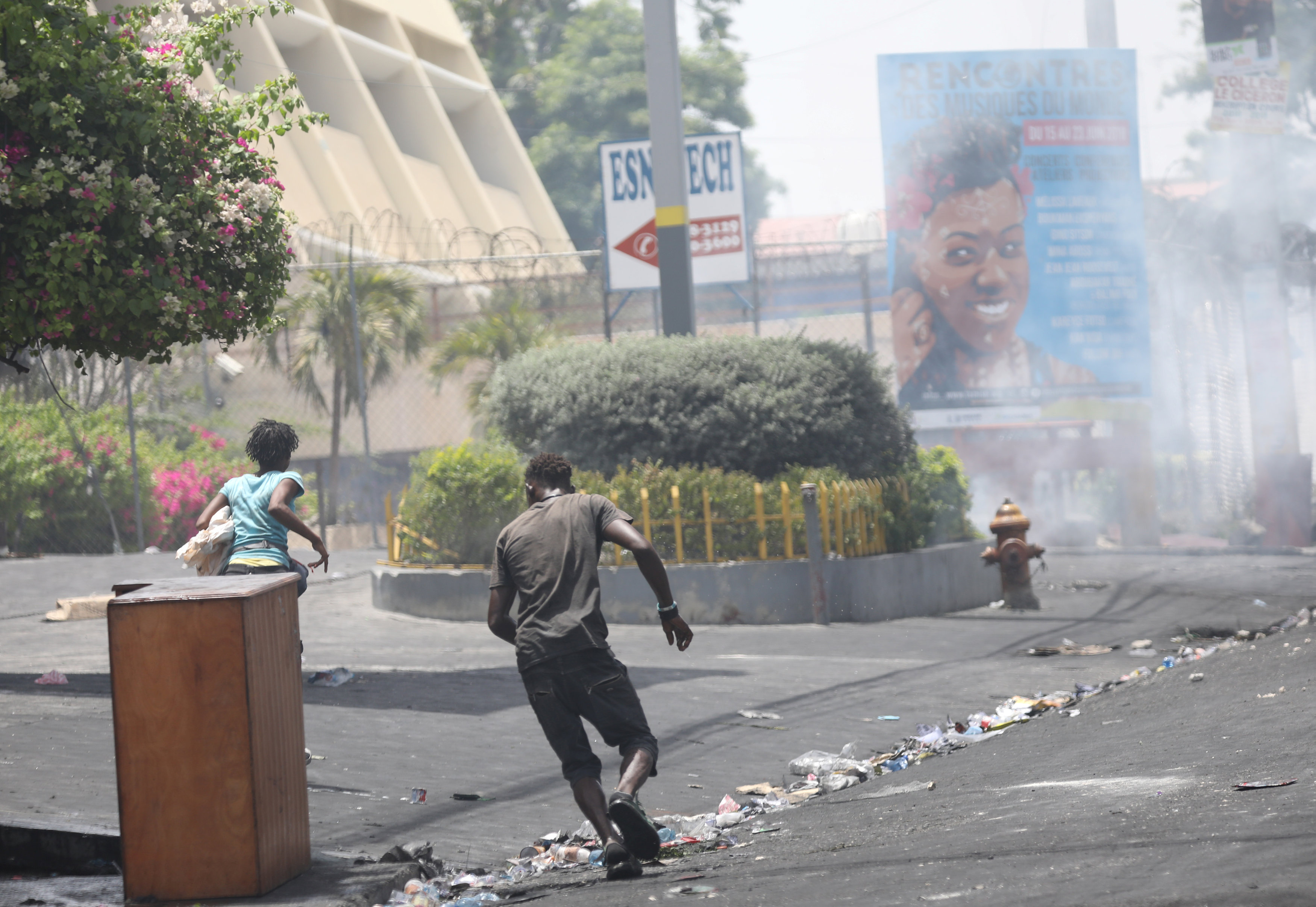 JetBlue Delays Haiti Return Amid Civil Unrest JetBlue Delays Haiti Return Amid Civil Unrest