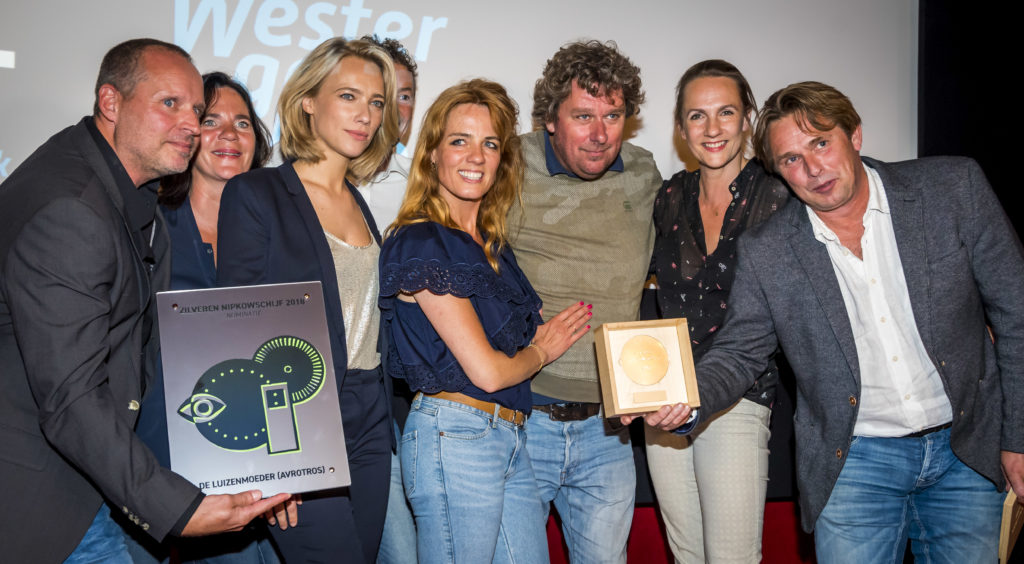 Jiskefet Ontvangt Prestigieuze Ere Zilveren Nipkowschijf Jiskefet Ontvangt Prestigieuze Ere Zilveren Nipkowschijf