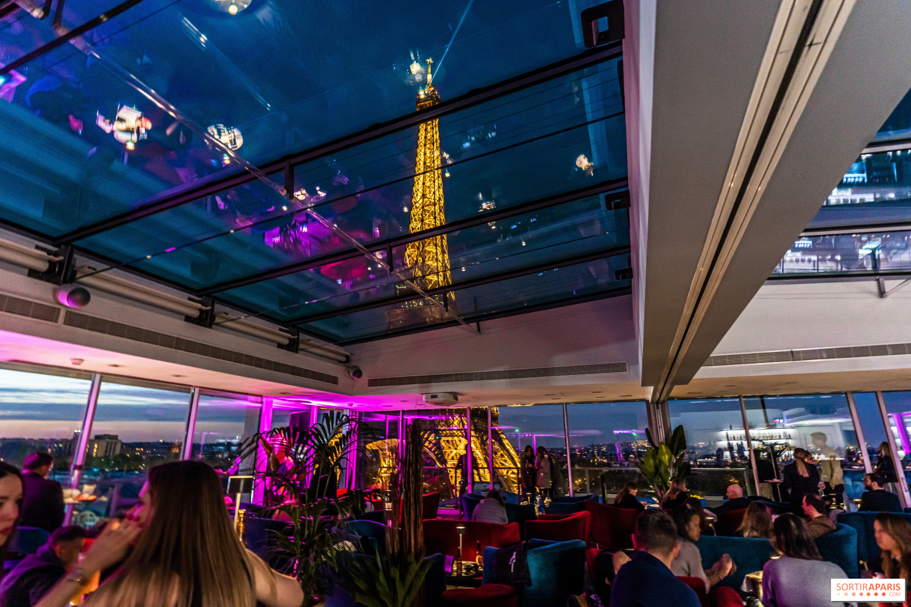 Jobs À Dijon : Restaurants Et Rooftop Dauphine En Recrutement Jobs À Dijon : Restaurants Et Rooftop Dauphine En Recrutement