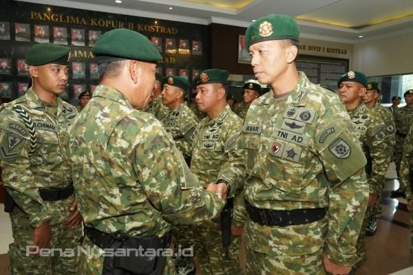 Kapolda Bali Irjen Daniel Resmi Pimpin Serah Terima Jabatan 7 Pamen: Inilah Poin Pentingnya Kapolda Bali Irjen Daniel Resmi Pimpin Serah Terima Jabatan 7 Pamen: Inilah Poin Pentingnya