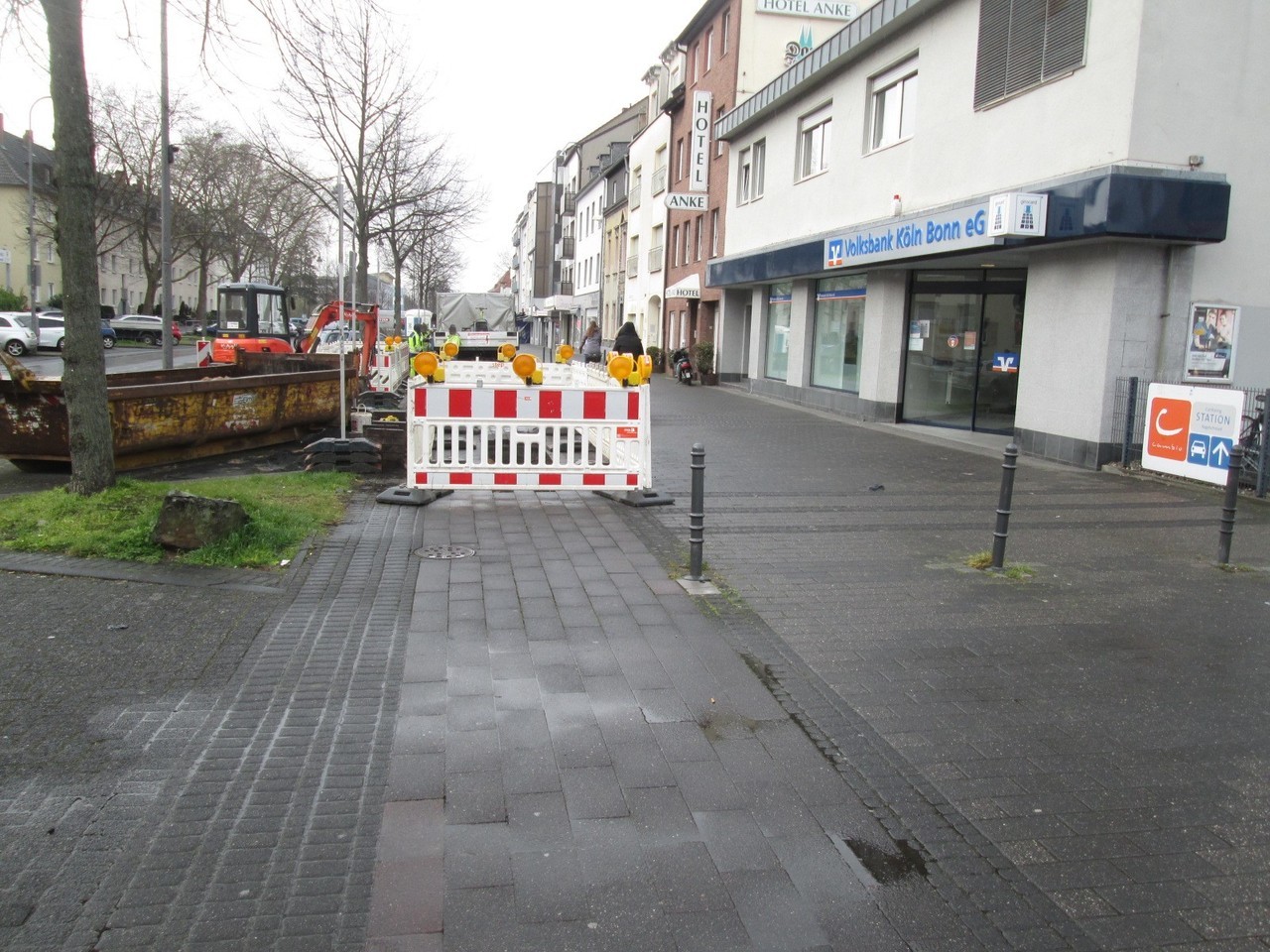 Karl Weinbar: Die Neueröffnung An Der Venloer Straße Karl Weinbar: Die Neueröffnung An Der Venloer Straße