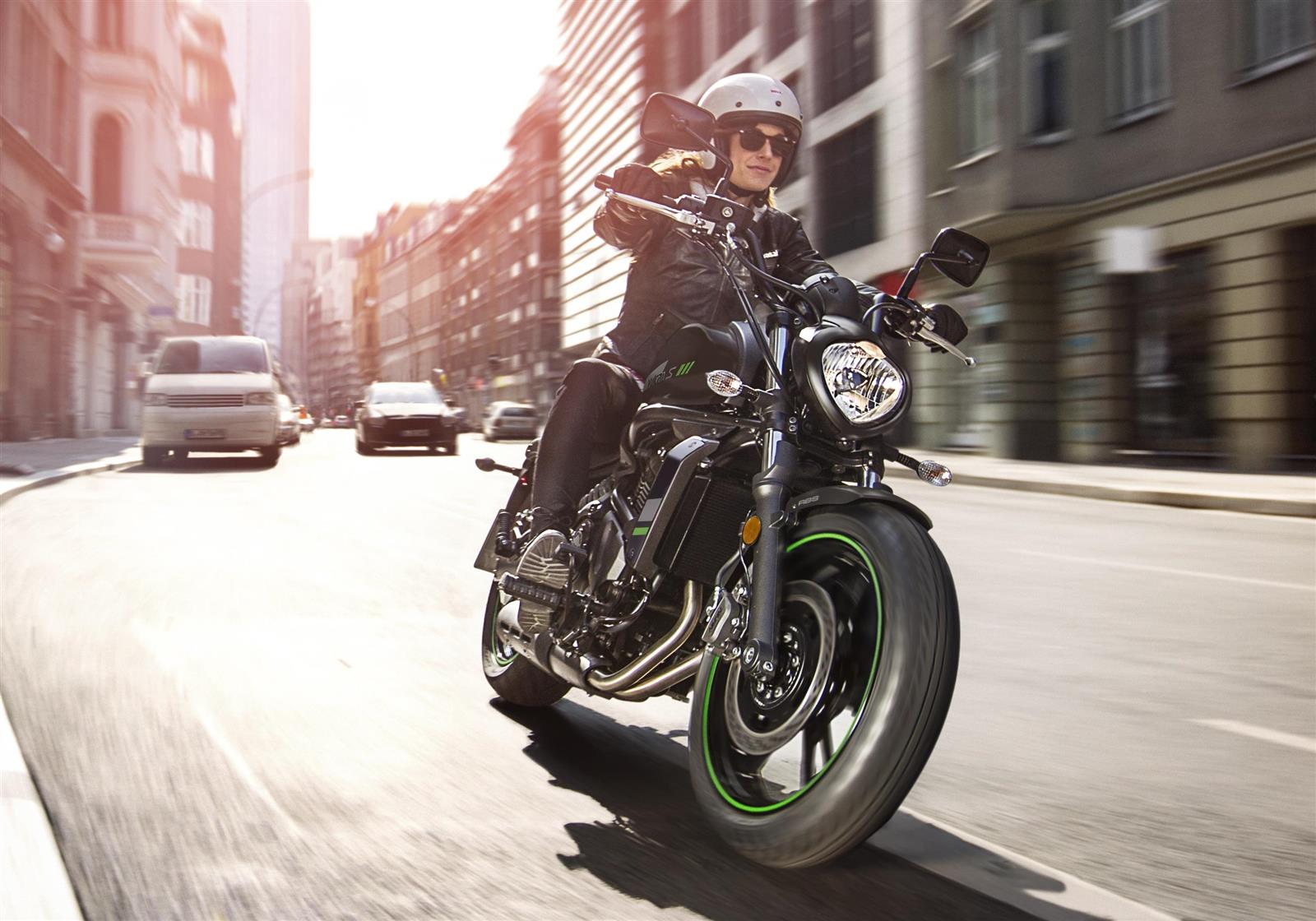 Kawasaki Vulcan S 2025: Cruiser Macho Futuristik Meluncur Di Indonesia Kawasaki Vulcan S 2025: Cruiser Macho Futuristik Meluncur Di Indonesia