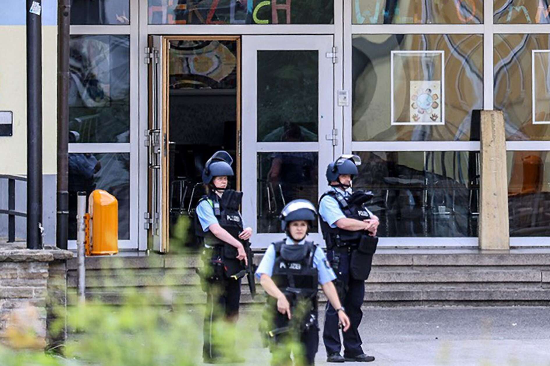 Keine Verletzten: Erneuter Polizeieinsatz An Braunschweiger Schule Keine Verletzten: Erneuter Polizeieinsatz An Braunschweiger Schule