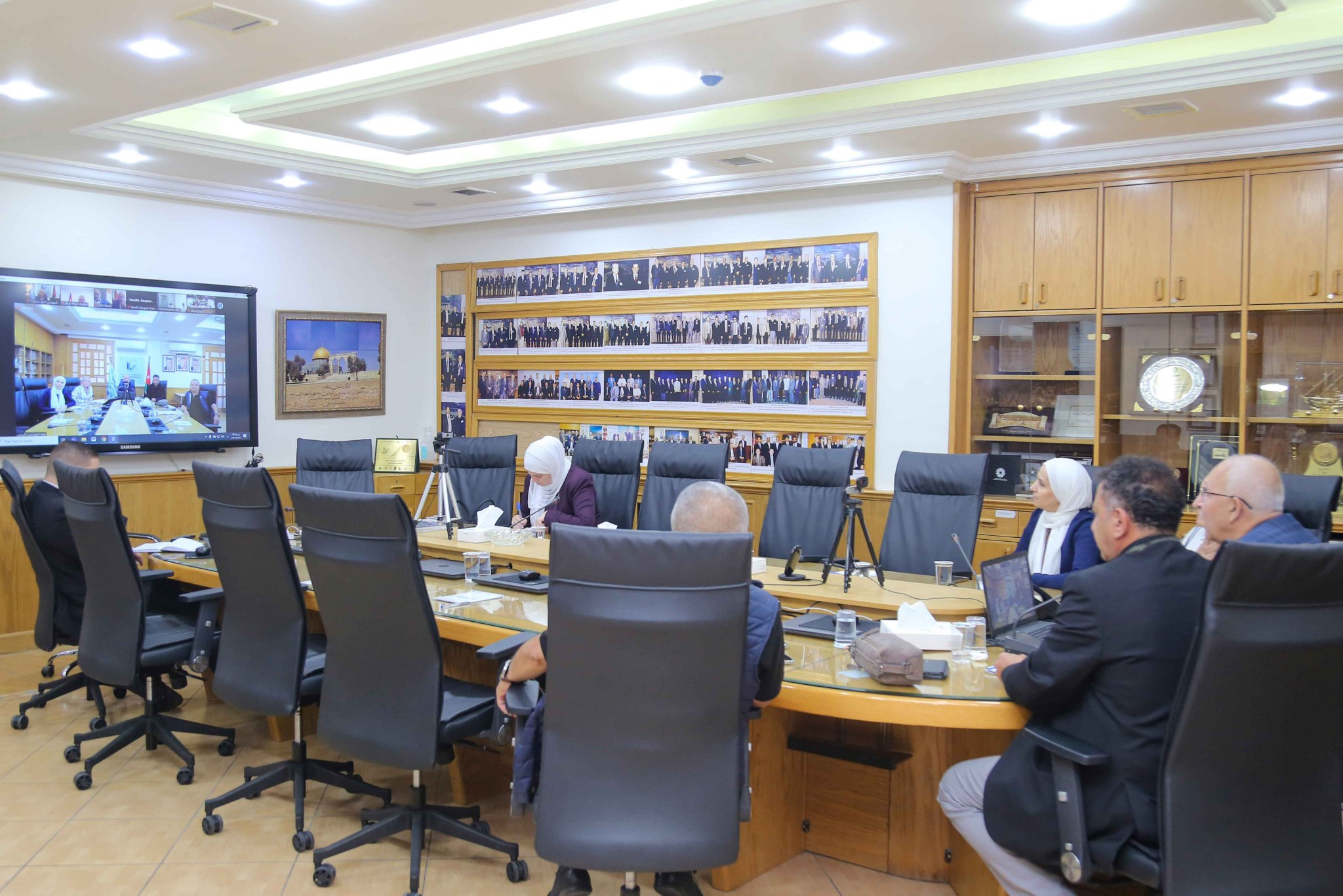 خطة قابلة للتنفيذ لإعمار غزة: اجتماع نقيب المهندسين خطة قابلة للتنفيذ لإعمار غزة: اجتماع نقيب المهندسين