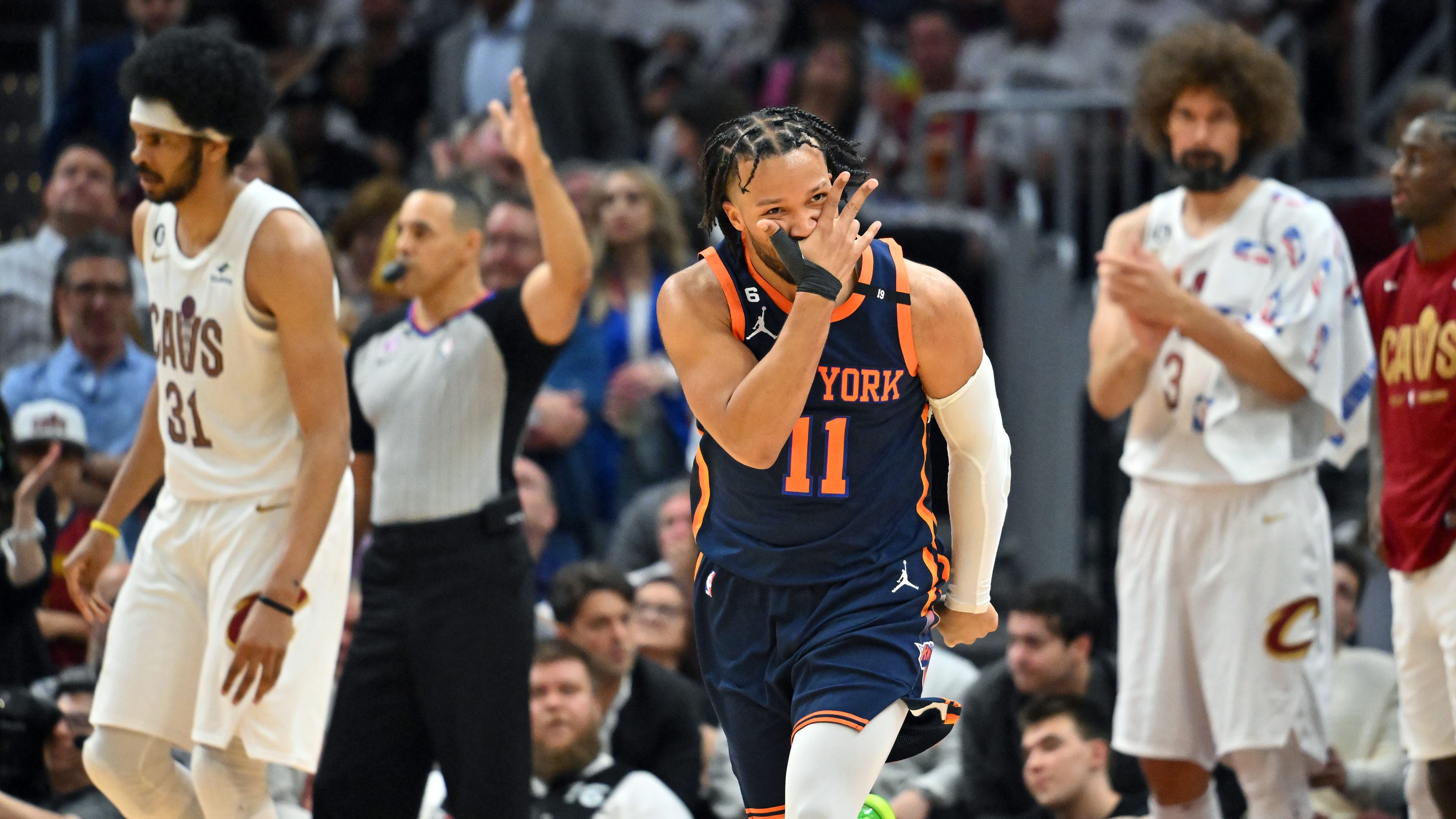 Knicks Overwhelmed As Cavs Shoot 61% From The Field Knicks Overwhelmed As Cavs Shoot 61% From The Field