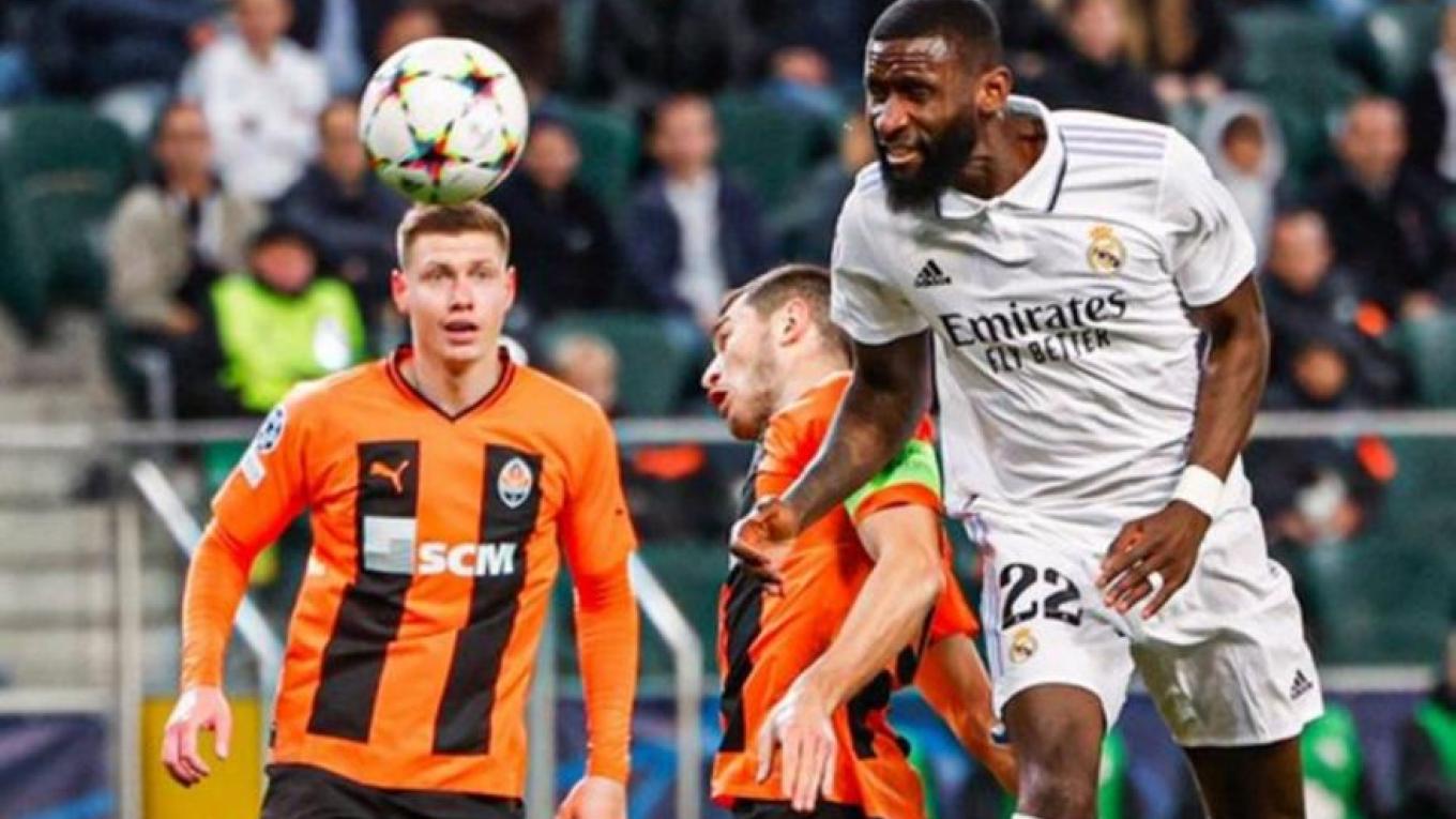 Κρουζ Αζούλ - Champions League: Το Όνειρο Του Τελικού Με Τον Γιακουμάκη Κρουζ Αζούλ - Champions League: Το Όνειρο Του Τελικού Με Τον Γιακουμάκη