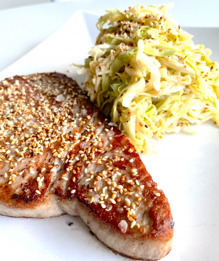 Kycklingnuggets Med Majsflingor: Krispiga & Gott Med Asiatisk Kålsallad Kycklingnuggets Med Majsflingor: Krispiga & Gott Med Asiatisk Kålsallad
