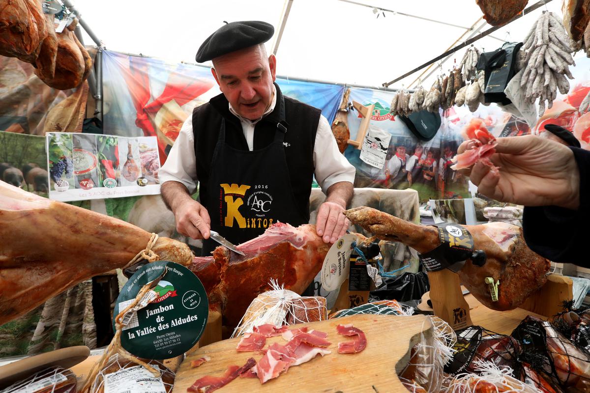 La Foire Au Jambon 2025 À Bayonne: Une Analyse Des Frais D'Organisation Et Du Déficit La Foire Au Jambon 2025 À Bayonne: Une Analyse Des Frais D'Organisation Et Du Déficit