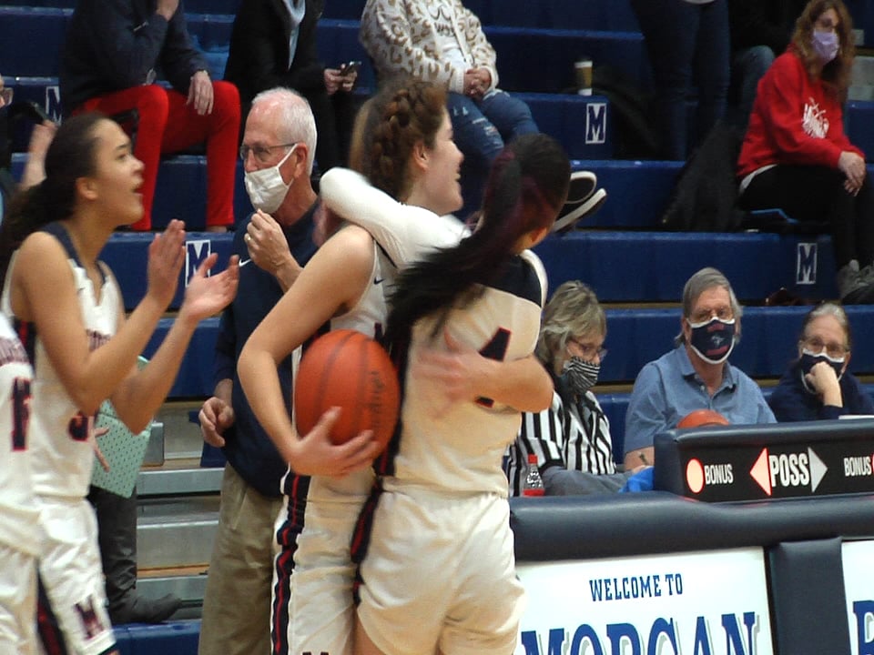 Lady Raiders' Home Court Battle Ends In Defeat Against Cincinnati (59-56) Lady Raiders' Home Court Battle Ends In Defeat Against Cincinnati (59-56)
