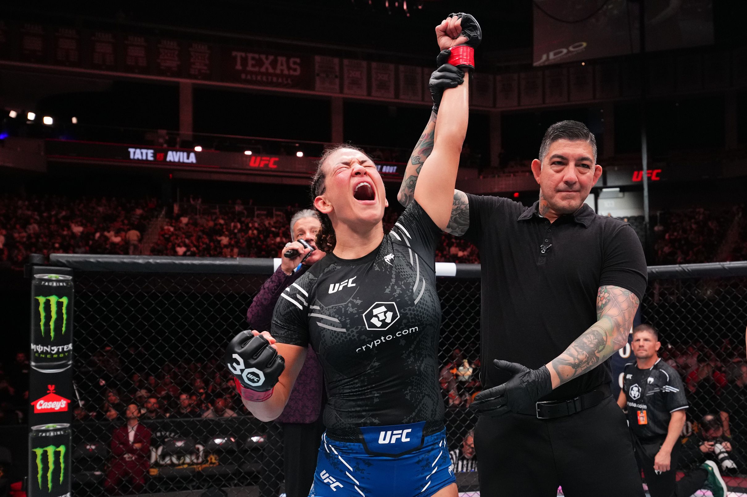 Last Hurrah? Former UFC Champion Returns After Year-Long Hiatus Last Hurrah? Former UFC Champion Returns After Year-Long Hiatus