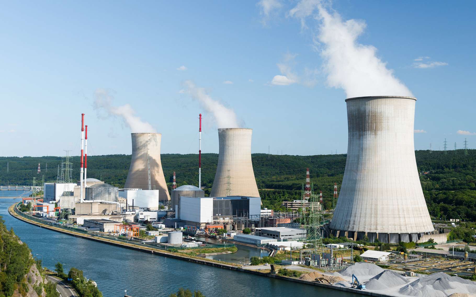 Le Bouclier Nucléaire Français : Une Offre De Partage Selon Le Ministre Européen Le Bouclier Nucléaire Français : Une Offre De Partage Selon Le Ministre Européen