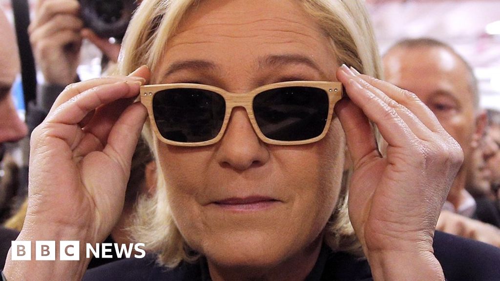 Le Pen Attacks Le Pen Attacks