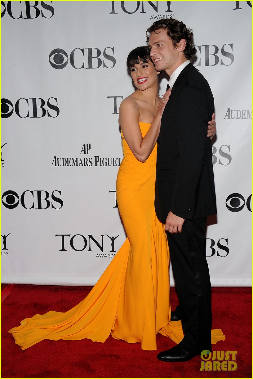 Lea Michele, Daniel Radcliffe & More Celebrate Jonathan Groff's Broadway Return Lea Michele, Daniel Radcliffe & More Celebrate Jonathan Groff's Broadway Return
