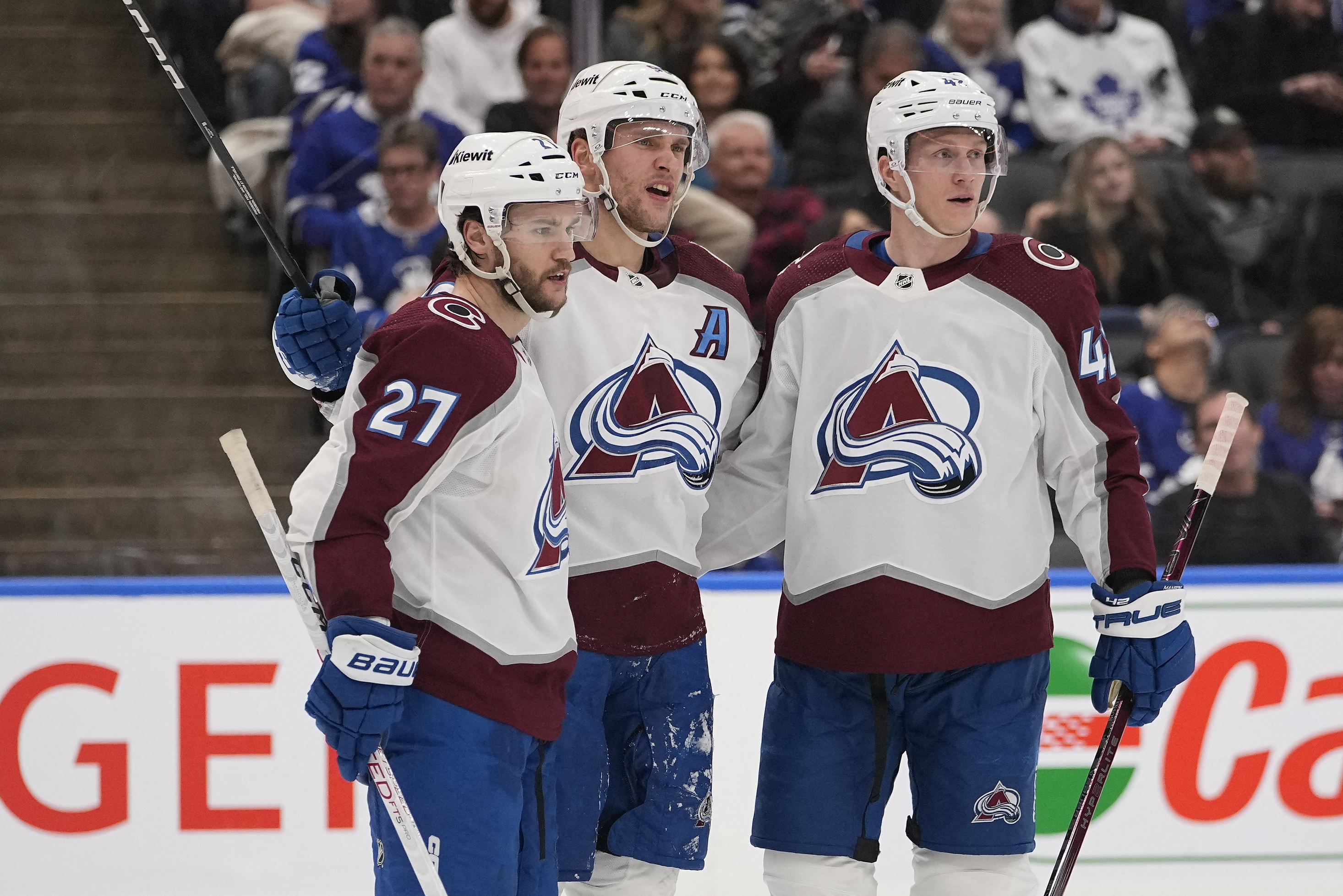 Leafs Topple Avalanche In Close 2-1 Game Leafs Topple Avalanche In Close 2-1 Game