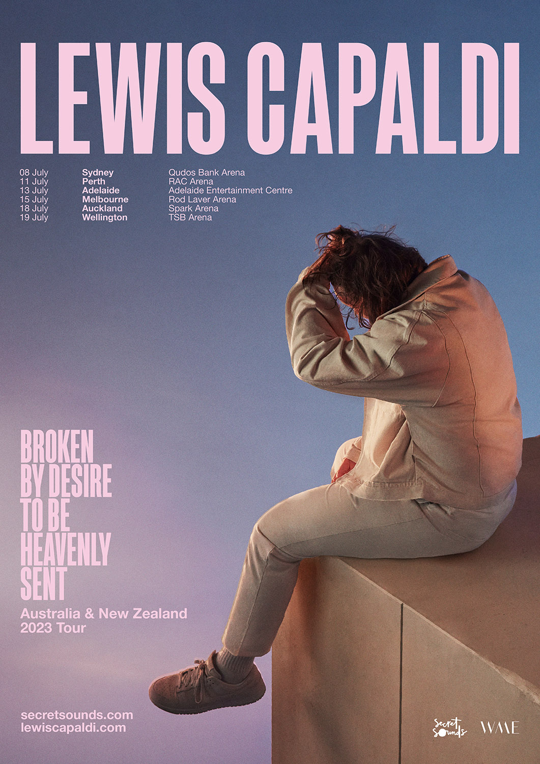 Lewis Capaldi's Return: First Gig In Two Years Supports Mental Health Charity Lewis Capaldi's Return: First Gig In Two Years Supports Mental Health Charity