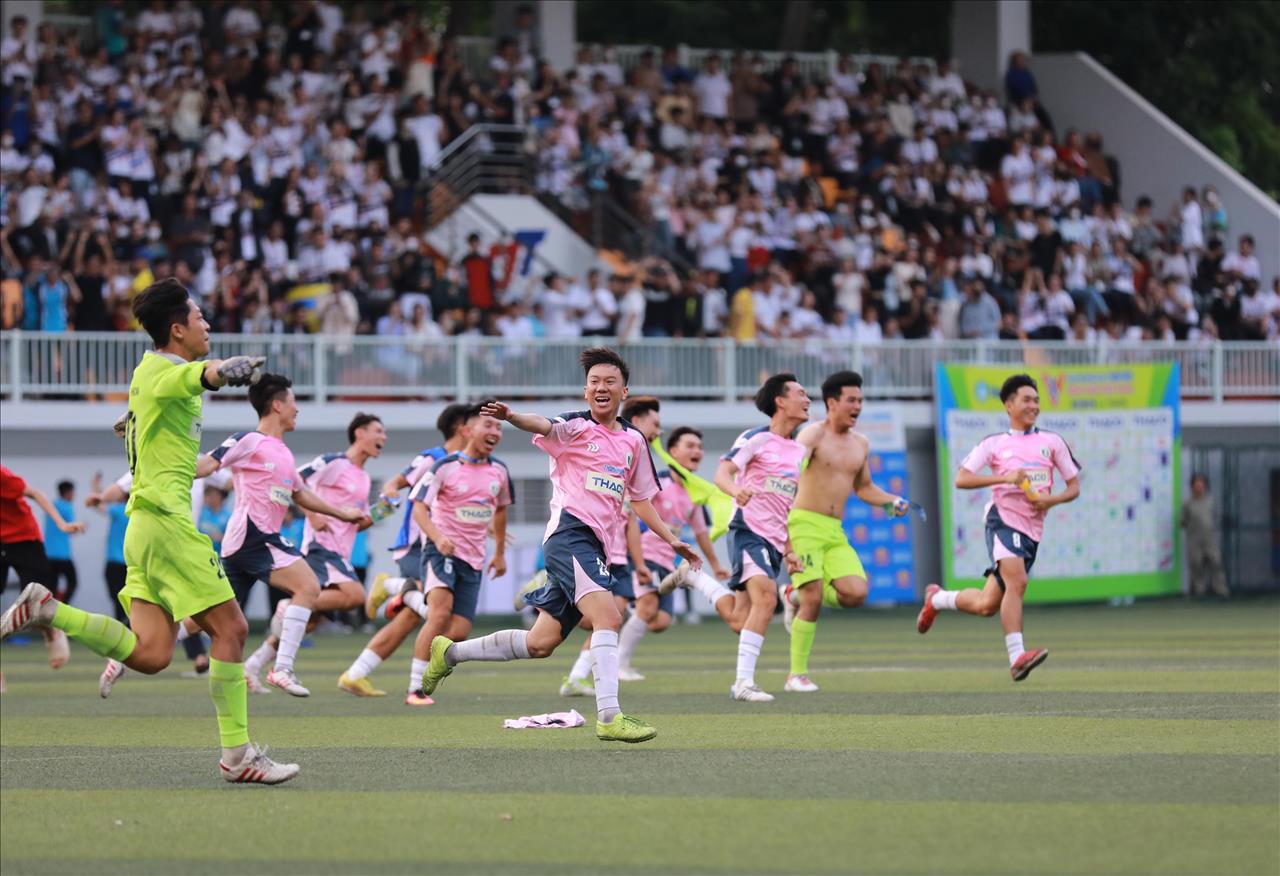 Lịch Thi Đấu TNSV THACO Cup 2025: Xem Trực Tiếp Ở Đâu? Lịch Thi Đấu TNSV THACO Cup 2025: Xem Trực Tiếp Ở Đâu?