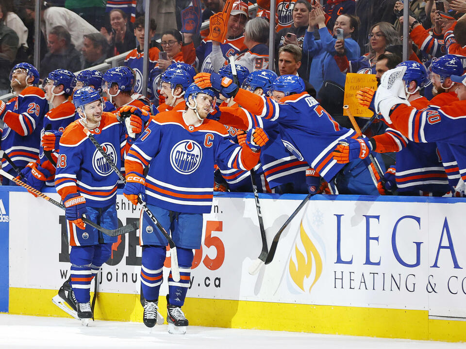 Lightning Defeat Oilers 4-1: Kucherov Leads The Charge Lightning Defeat Oilers 4-1: Kucherov Leads The Charge