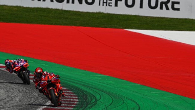 Live Streaming MotoGP Inggris: Saksikan Aksi Sprint Race Jam 20.00 WIB Live Streaming MotoGP Inggris: Saksikan Aksi Sprint Race Jam 20.00 WIB