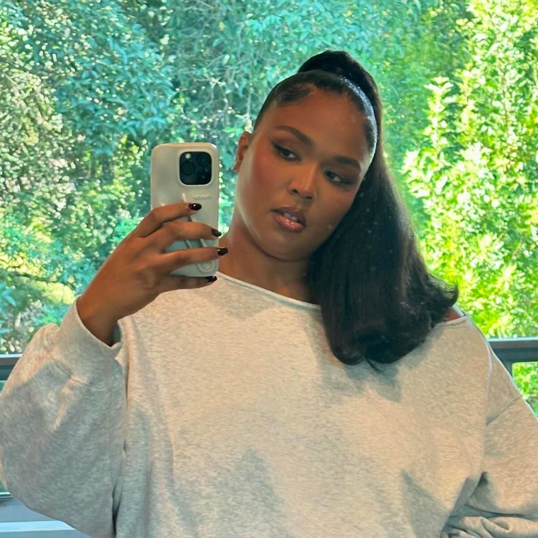 Lizzo's Inspiring Weight Loss Transformation: Social Media Dance Celebrates Success Lizzo's Inspiring Weight Loss Transformation: Social Media Dance Celebrates Success